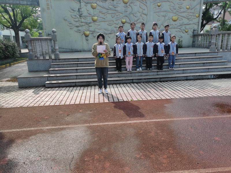 一国旗下讲话.jpg