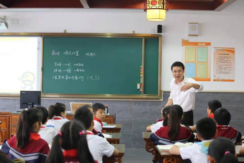 吴晓强.jpg