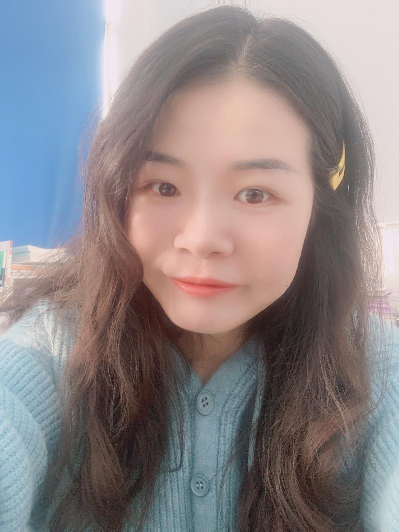 刘小丽.jpg