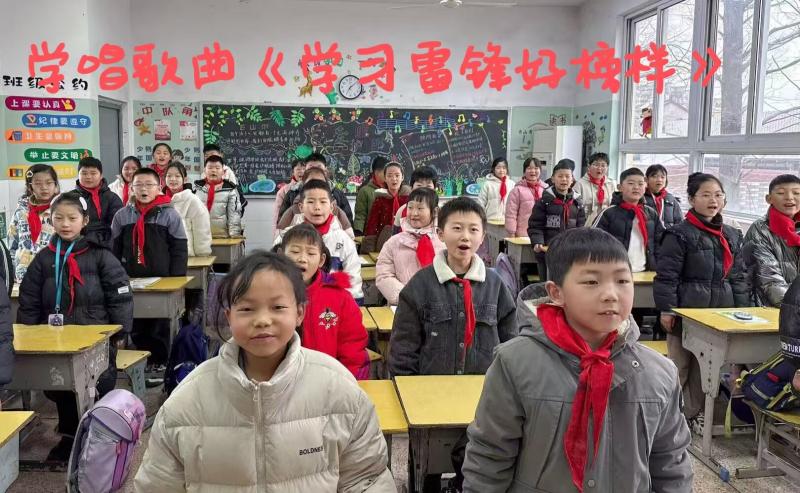 四1班 学雷锋班会照片(1).jpg 四1班 学雷锋班会照片(1).jpg