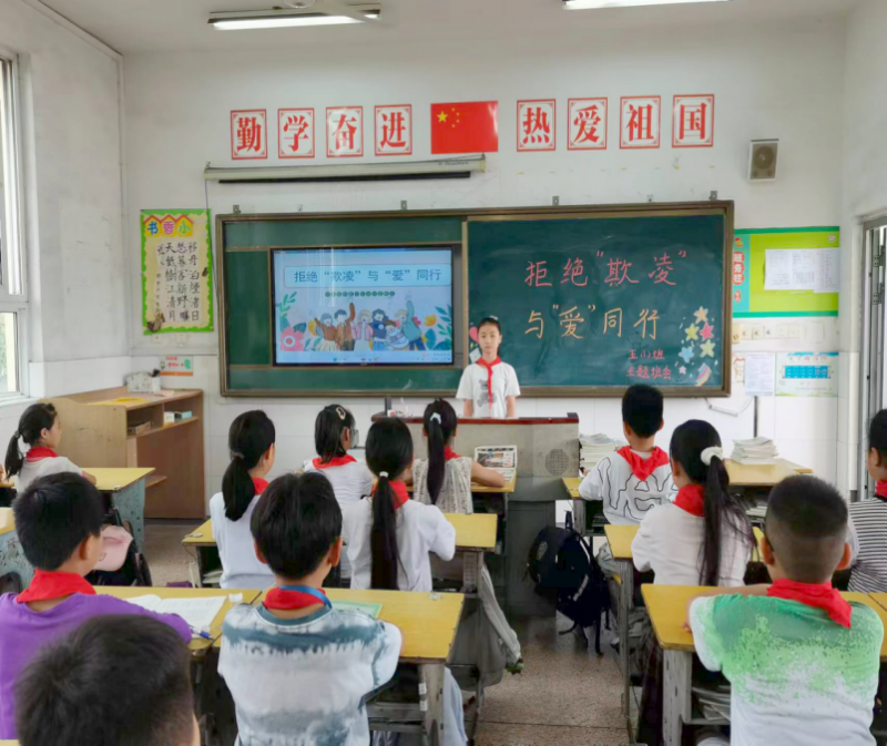 e408d7ab9ac3083e636d45e602b2178.png e408d7ab9ac3083e636d45e602b2178.png