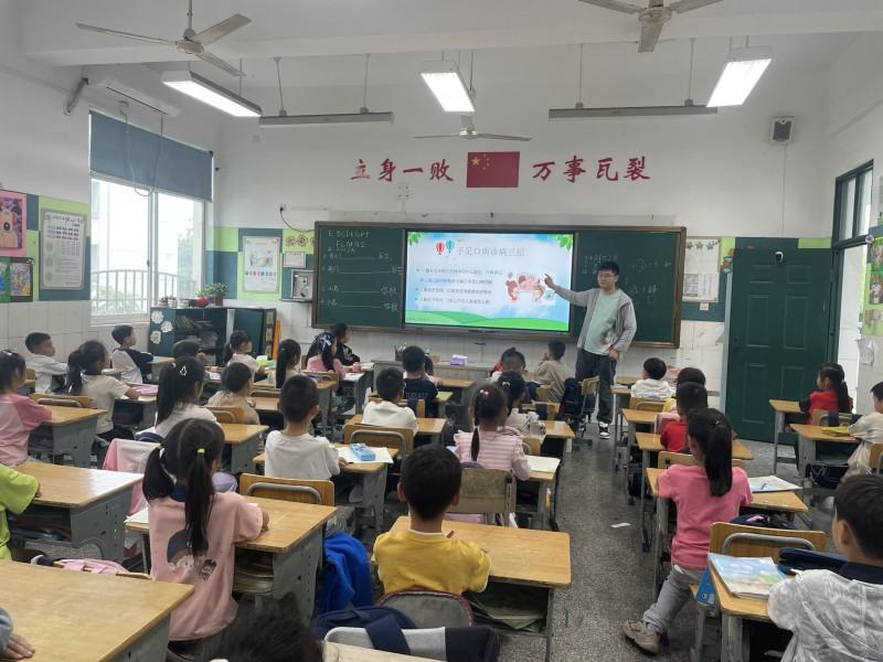 60b0ad2c-1cde-44aa-9ae7-0a7339428fbf_副本1.jpg 60b0ad2c-1cde-44aa-9ae7-0a7339428fbf_副本1.jpg